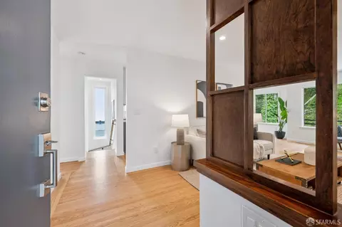Entry Way - 173 Dalewood Way, San Francisco, CA 94127 photo 1 of 4