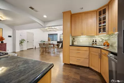 Kitchen - 1572 Linda Mar Blvd, Pacifica, CA 94044 photo 3 of 4