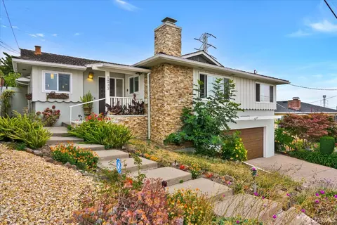 Exterior - 1233 Benedict Ct, San Leandro, CA 94577 photo 3 of 6