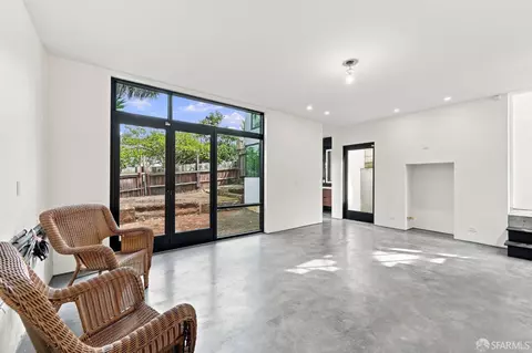 Living - 75 Bronte St, San Francisco, CA 94110 photo 2 of 8
