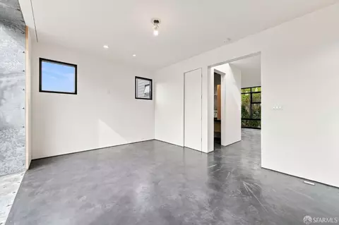 Bedroom - 75 Bronte St, San Francisco, CA 94110 photo 1 of 1