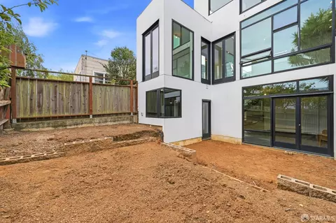 Exterior - 75 Bronte St, San Francisco, CA 94110 photo 7 of 17