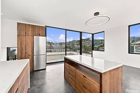 Kitchen - 75 Bronte St, San Francisco, CA 94110 photo 5 of 8