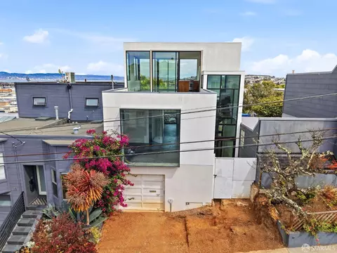 Exterior - 75 Bronte St, San Francisco, CA 94110 photo 13 of 17