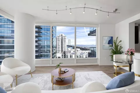 425 1st St #1107, San Francisco, CA 94105
