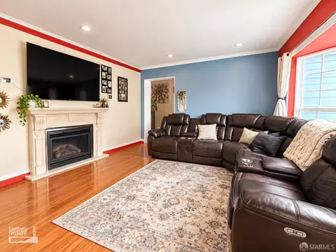 815 Stoneyford Dr, Daly City, CA 94015