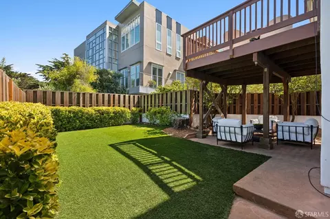 Exterior - 22 25th Ave, San Francisco, CA 94121 photo 5 of 9