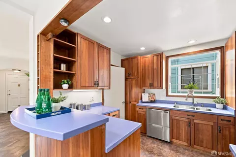 Kitchen - 2135 45th Ave, San Francisco, CA 94116 photo 1 of 6