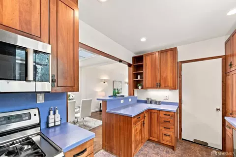 Kitchen - 2135 45th Ave, San Francisco, CA 94116 photo 2 of 6