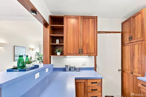 Kitchen - 2135 45th Ave, San Francisco, CA 94116 photo 6 of 6
