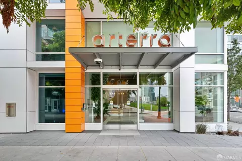 300 Berry St #1204, San Francisco, CA 94158