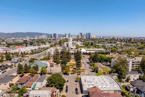 View/Area - 1451 13th St #5, Oakland, CA 94607 photo 2 of 2