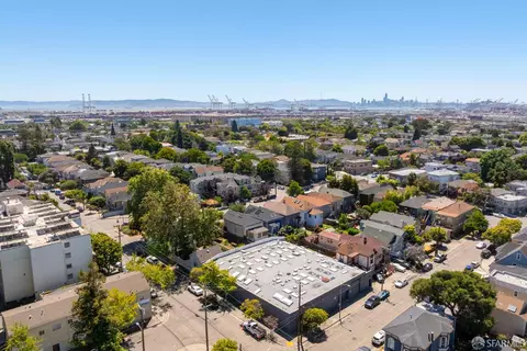 View/Area - 1451 13th St #5, Oakland, CA 94607 photo 1 of 2