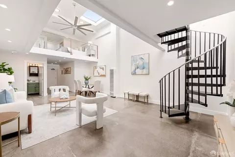 Living - 1451 13th St #5, Oakland, CA 94607 photo 2 of 4