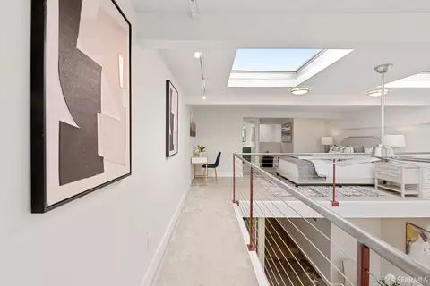 Entry Way - 1451 13th St #5, Oakland, CA 94607 photo 3 of 3