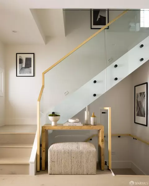 Entry Way - 114 10th Ave, San Francisco, CA 94118 photo 2 of 5