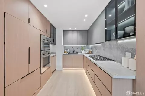 Kitchen - 652 27th Ave, San Francisco, CA 94121 photo 1 of 4