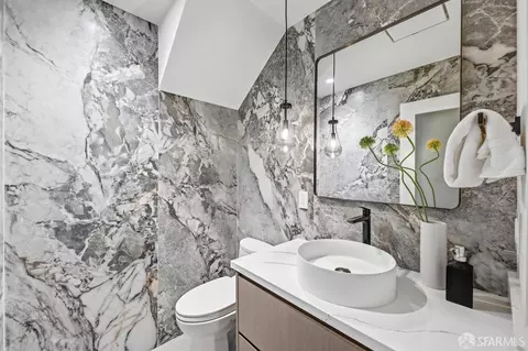 Bath - 652 27th Ave, San Francisco, CA 94121 photo 4 of 7