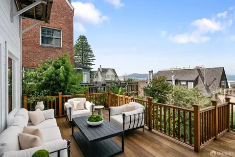 2186 Vallejo St #1, San Francisco, CA 94123