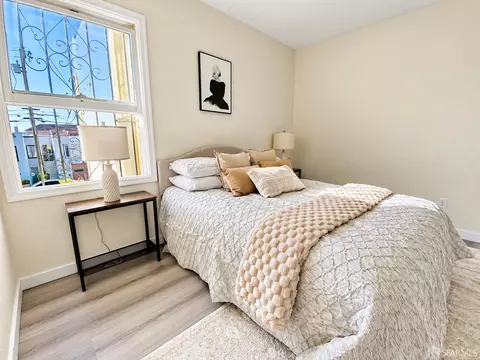 Bedroom - 363 Munich St, San Francisco, CA 94112 photo 2 of 11