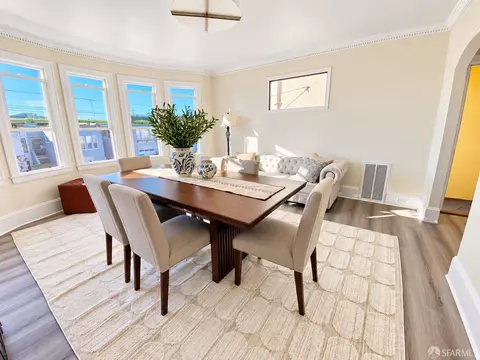 Dining - 363 Munich St, San Francisco, CA 94112 photo 3 of 4