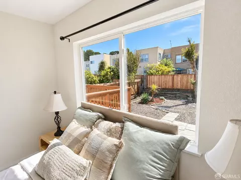 Bedroom - 363 Munich St, San Francisco, CA 94112 photo 6 of 11