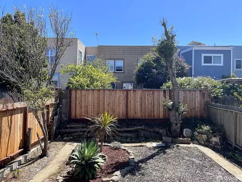 Exterior - 363 Munich St, San Francisco, CA 94112 photo 5 of 12