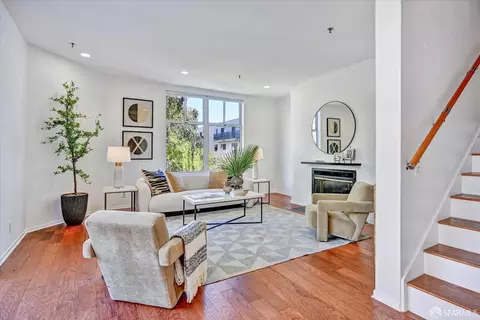 Living - 2075 Sutter St #233, San Francisco, CA 94115 photo 1 of 6