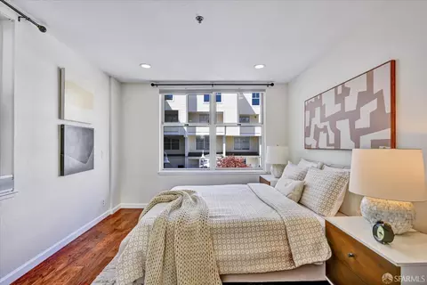 Bedroom - 2075 Sutter St #233, San Francisco, CA 94115 photo 6 of 8