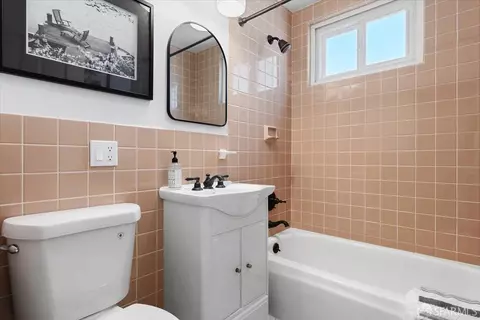 Bath - 255 Staples Ave, San Francisco, CA 94112 photo 1 of 1