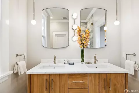 Bath - 263 Upper Ter, San Francisco, CA 94117 photo 1 of 4
