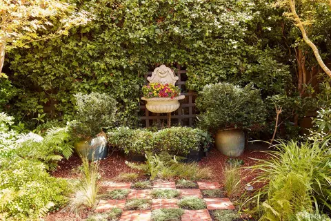 Exterior - 2 6th Ave, San Francisco, CA 94118 photo 5 of 12