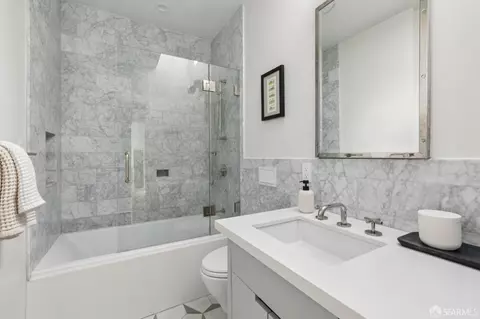 Bath - 628 46th Ave, San Francisco, CA 94121 photo 3 of 4