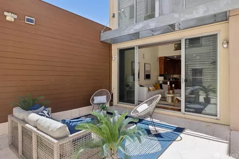 Exterior - 373 6th Ave, San Francisco, CA 94118 photo 2 of 4