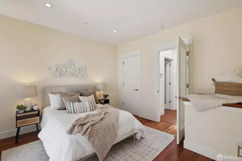 Bedroom - 373 6th Ave, San Francisco, CA 94118 photo 4 of 5