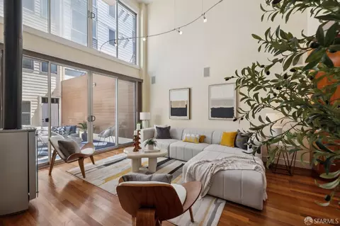 Living - 373 6th Ave, San Francisco, CA 94118 photo 2 of 5