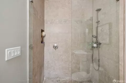 Bath - 373 6th Ave, San Francisco, CA 94118 photo 4 of 5