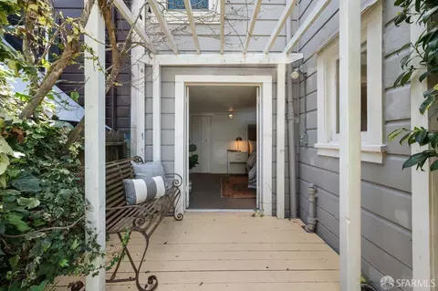 Exterior - 701 Crescent Ave, San Francisco, CA 94110 photo 3 of 7
