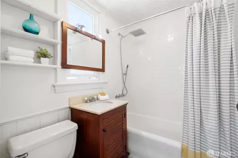 Bath - 701 Crescent Ave, San Francisco, CA 94110 photo 1 of 2