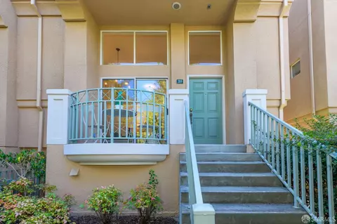 Exterior - 166 Campbell Dr, Mountain View, CA 94043 photo 3 of 12