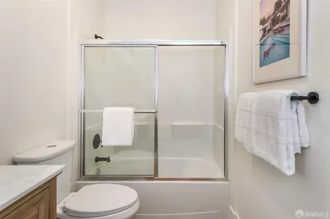 Bath - 166 Campbell Dr, Mountain View, CA 94043 photo 4 of 4