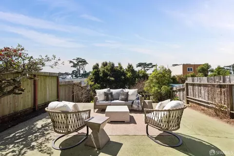 Exterior - 2075 35th Ave, San Francisco, CA 94116 photo 7 of 17