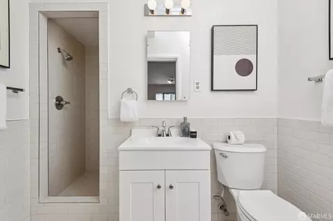 Bath - 2075 35th Ave, San Francisco, CA 94116 photo 1 of 5
