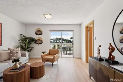 Living - 2075 35th Ave, San Francisco, CA 94116 photo 6 of 9