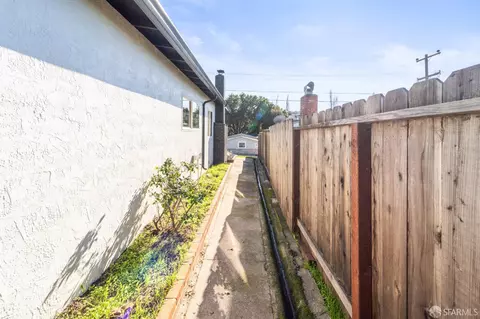 Exterior - 1334 7th St, Rodeo, CA 94572 photo 4 of 5