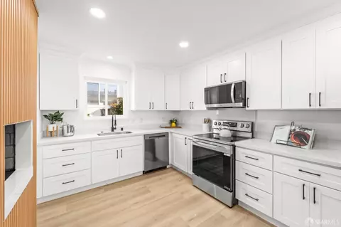 Kitchen - 1334 7th St, Rodeo, CA 94572 photo 4 of 5