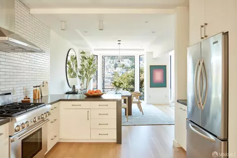 Kitchen - 481 Diamond St, San Francisco, CA 94114 photo 1 of 3