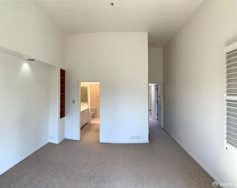 Bedroom - 640 Davis St #5, San Francisco, CA 94111 photo 2 of 2