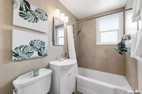 Bath - 243 Molimo Dr, San Francisco, CA 94127 photo 1 of 4