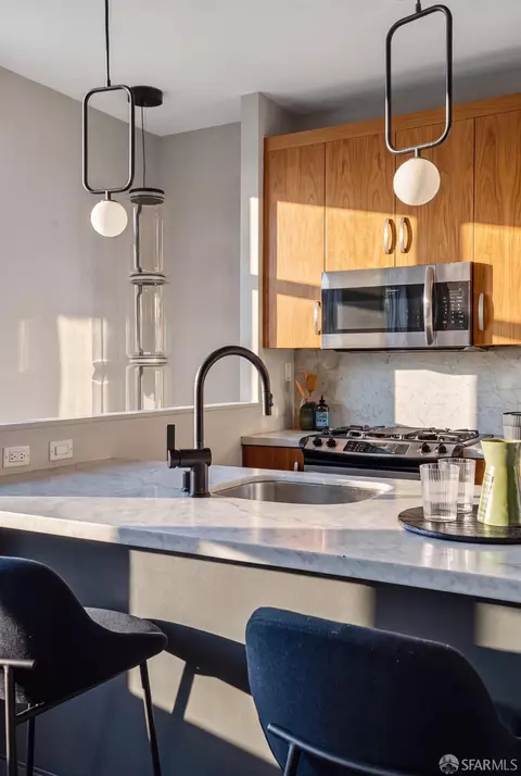 552 Vermont St, San Francisco, CA 94107